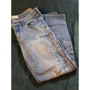 Hollister Women’s Floral Capri Jeans Size 7 / 28” Spring Summer